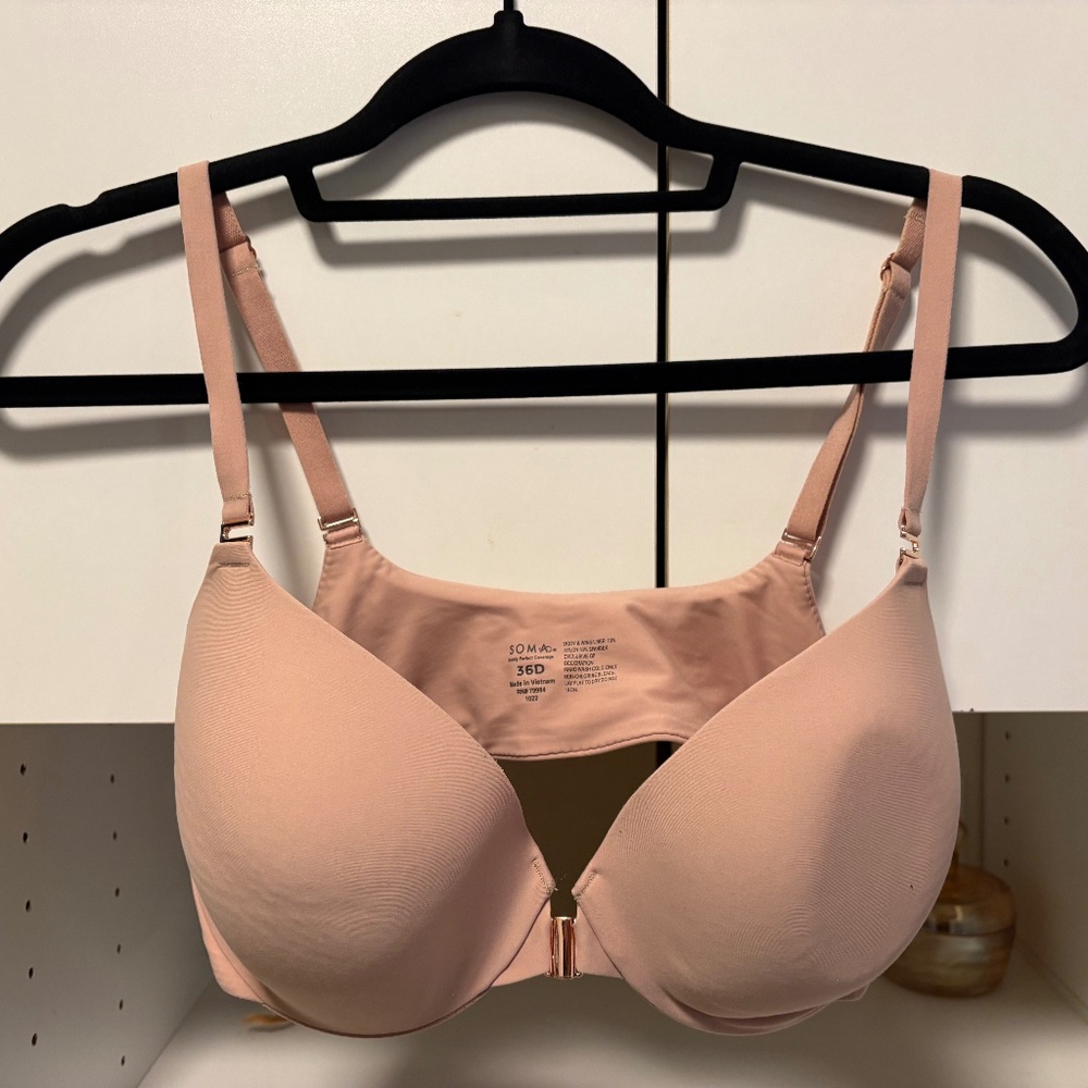 Soma nude underwire “Bodify perfect coverage” front closure convertible bra 36D